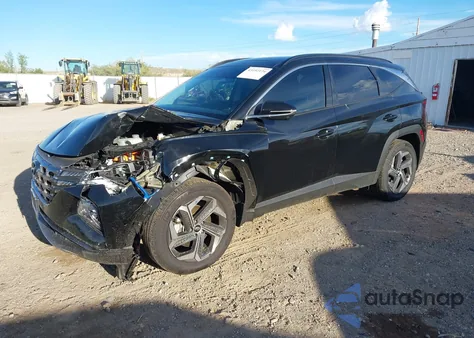 2024 Hyundai Tucson Limited z USA, uszkodzony, nr VIN KM8JFDD20RU209102